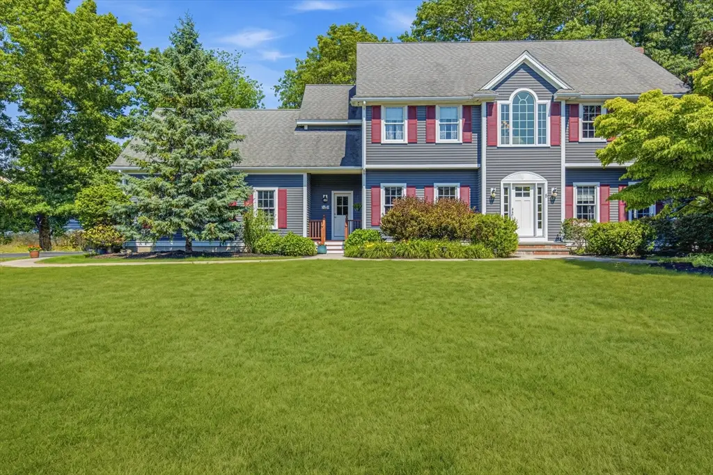 5 Cobb Ln., Littleton, MA 01460 - #1