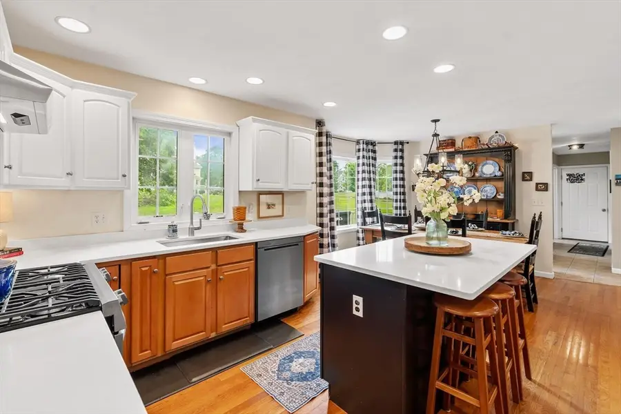 2 Ture Ln, Holbrook, MA 02343 - #2