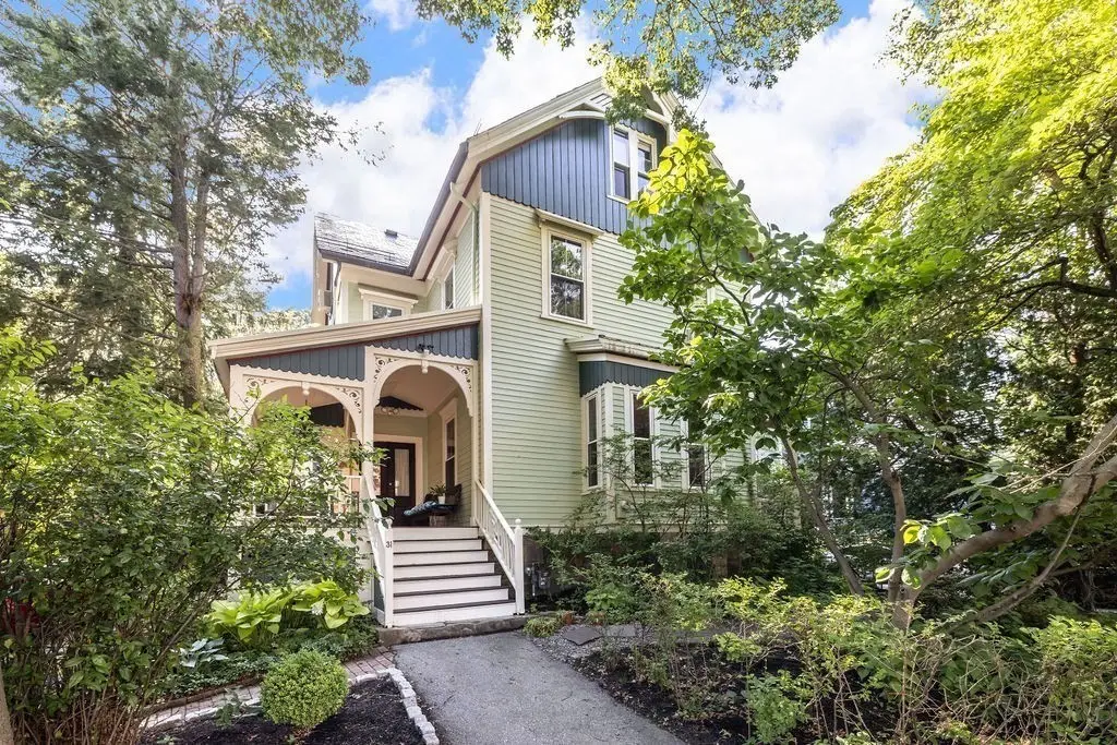 31 Wesley St, Newton, MA 02458 - #1