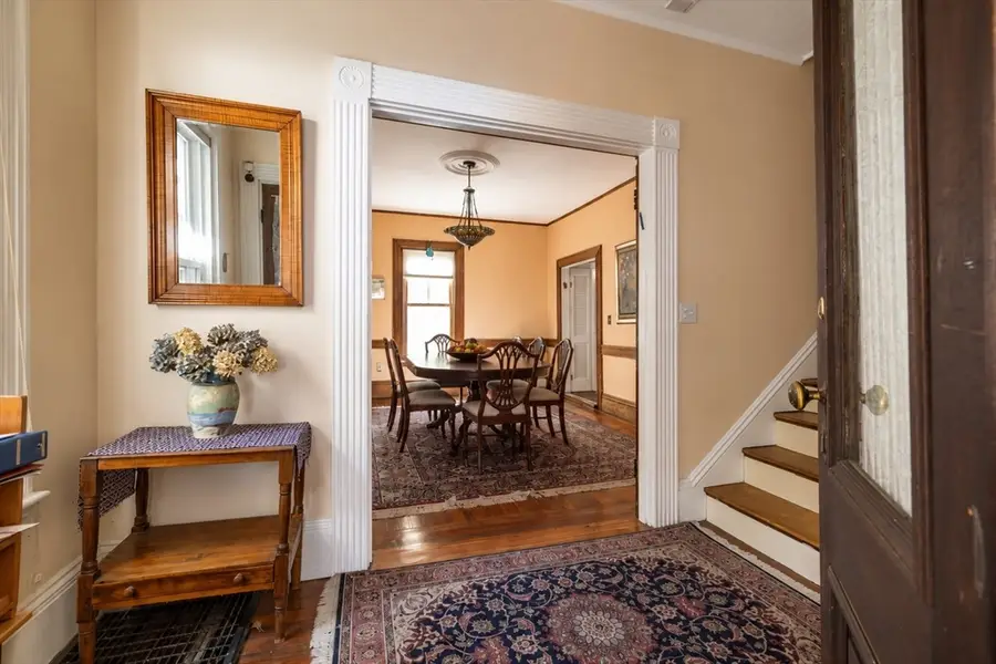 31 Wesley St, Newton, MA 02458 - #3
