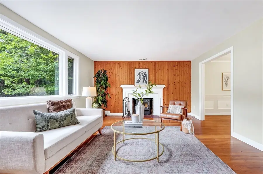 10 Glenridge Dr, Bedford, MA 01730 - #3