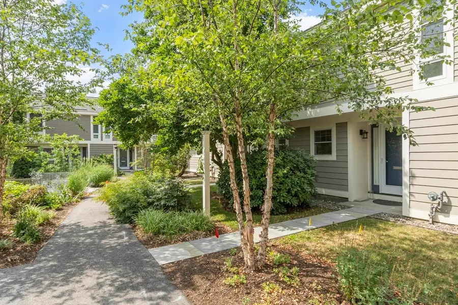 11 Oak Street #33, Wellesley, MA 02482 - #2