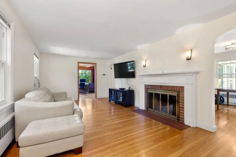 6 Chute Rd, Dedham, MA 02026 - #2