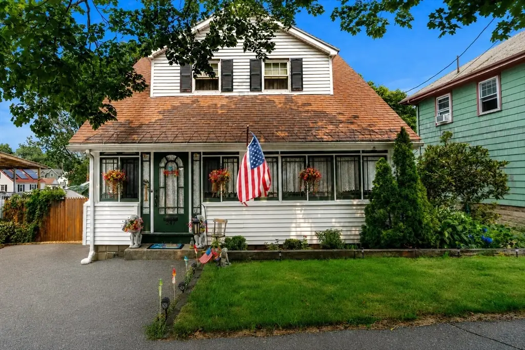 247 Linwood St, Lynn, MA 01905 - #1
