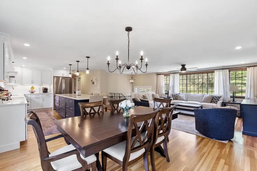 25 William G Dr, Tewksbury, MA 01876 - #3
