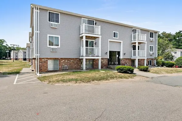 8 Royal Dane Dr #65, Marshfield, MA 02050
