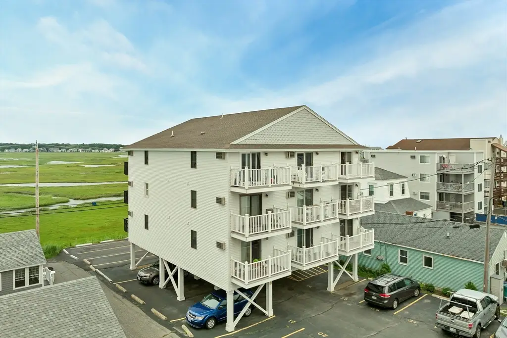 415 Ocean Blvd #1E, Hampton, NH 03842 - #1