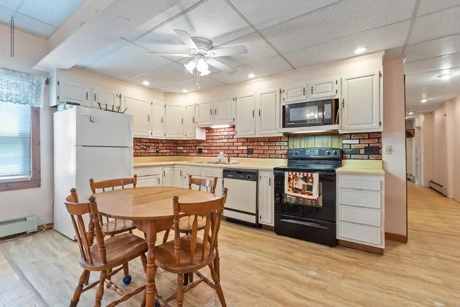50 Exchange St, Athol, MA 01331 - #3