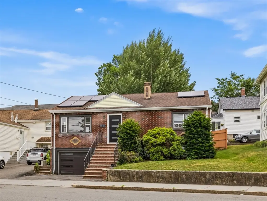 218 Warren, Watertown, MA 02472 - #1