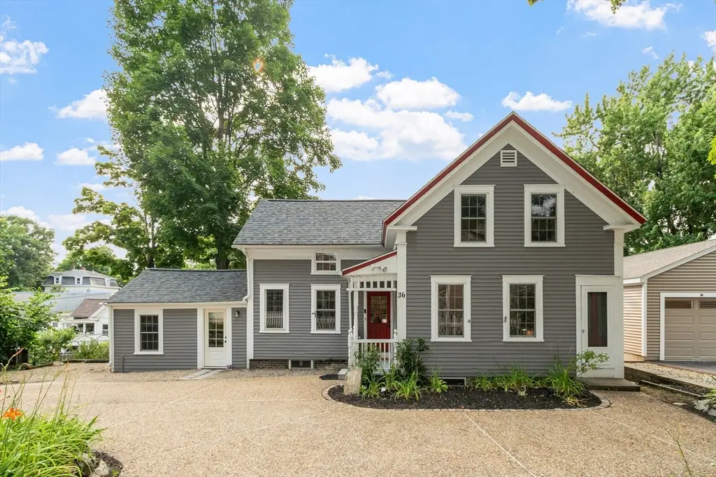 36 Pleasant St, Ayer, MA 01432 - #1