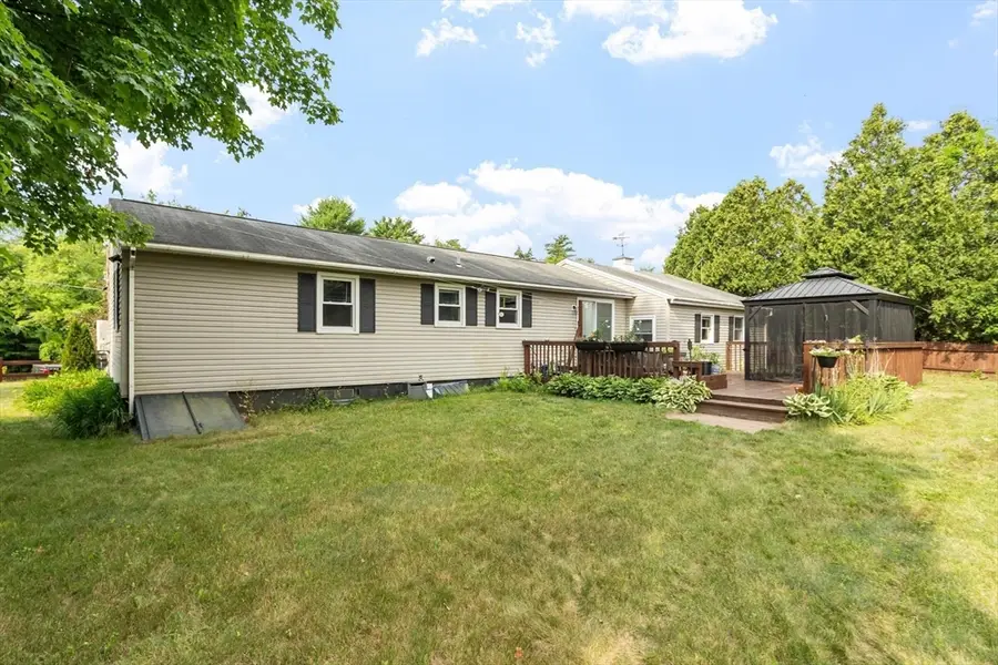 39 Washington Avenue, Athol, MA 01331 - #3