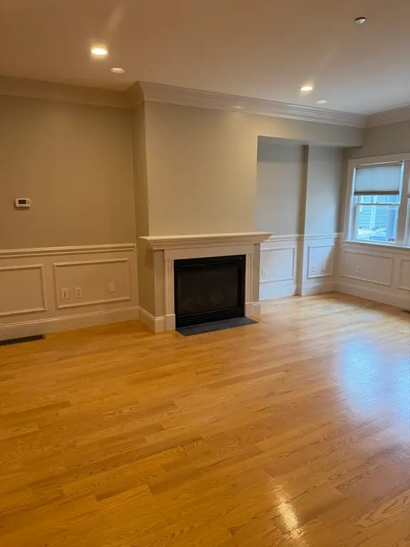 138 W 9th St #2, Boston, MA 02127 - #2
