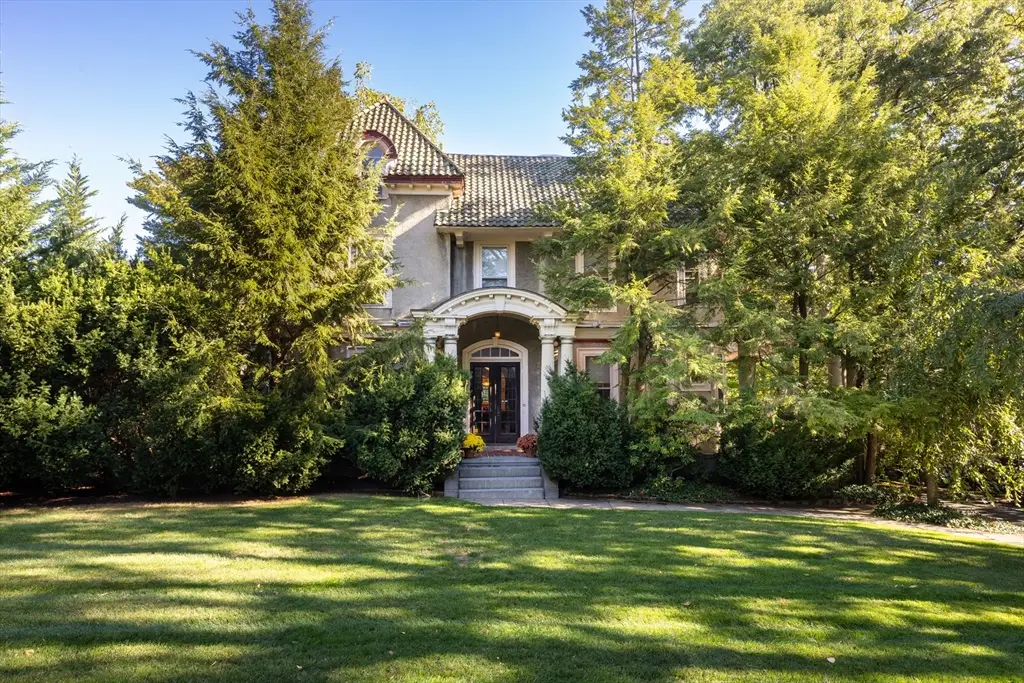 75 Bellevue St, Newton, MA 02458 - #1