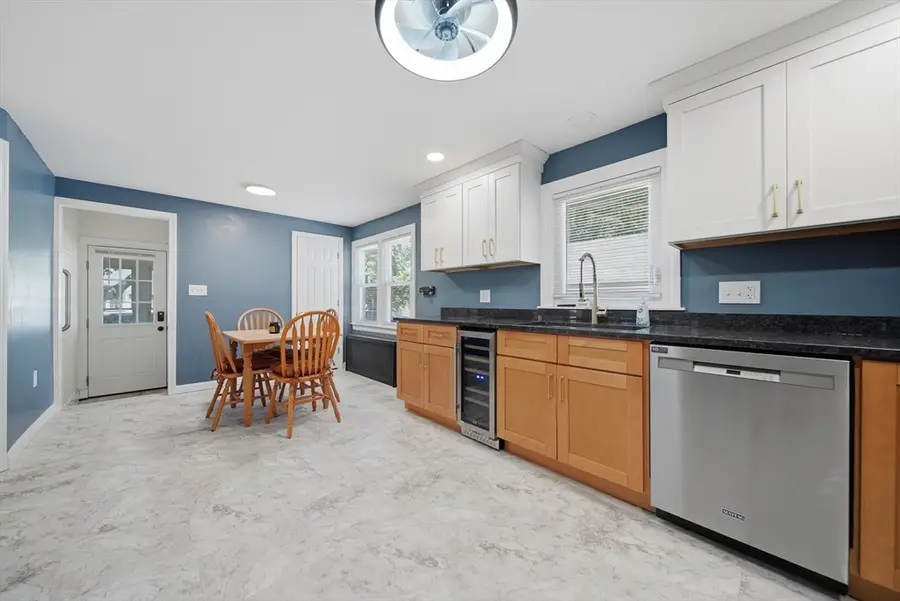 16 Baremeadow St, Methuen, MA 01844 - #3