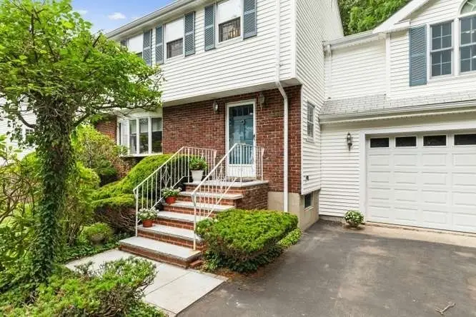 44 Quarry Lane, Milton, MA 02186 - #2