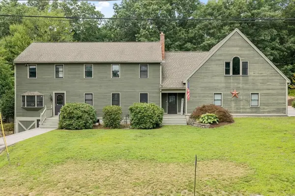 2 Nashoba Trl, Littleton, MA 01460
