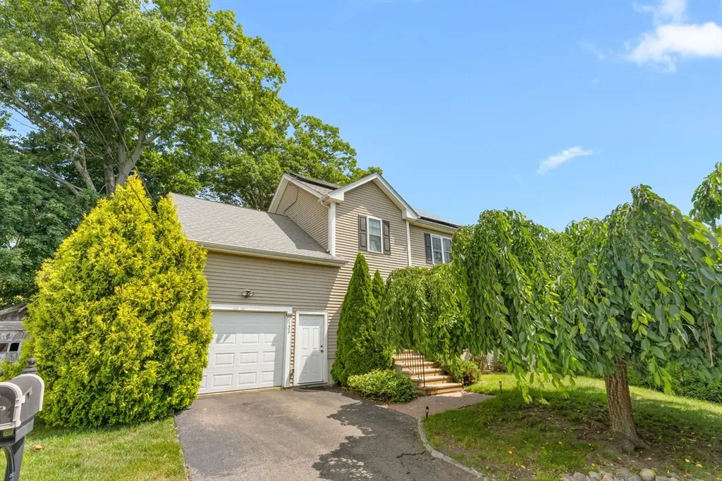152 Harding St, Fall River, MA 02720 - #1