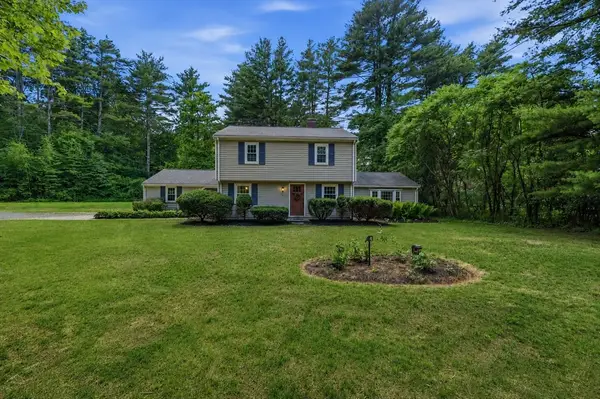 13 Edson St, Stow, MA 01775