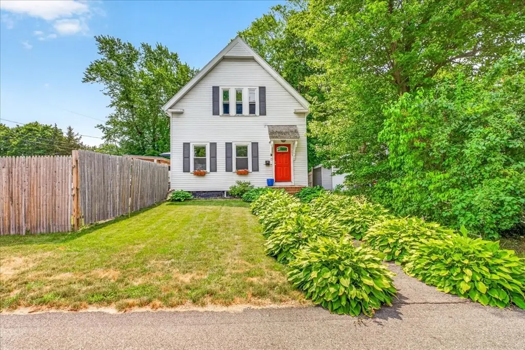 225 E Water St, Rockland, MA 02370 - #1
