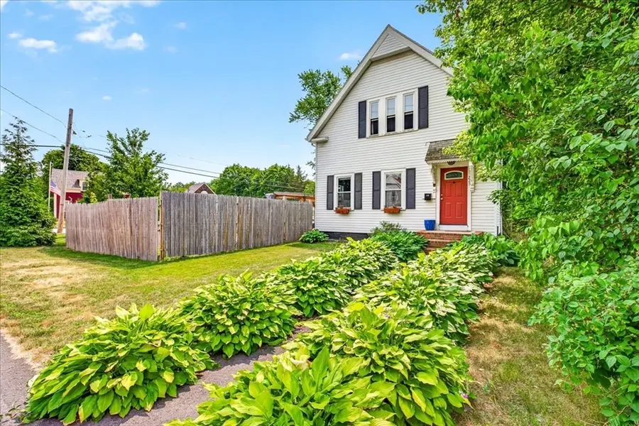 225 E Water St, Rockland, MA 02370 - #3