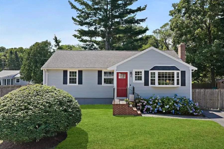 33 Bartlett Rd, Randolph, MA 02368 - #3