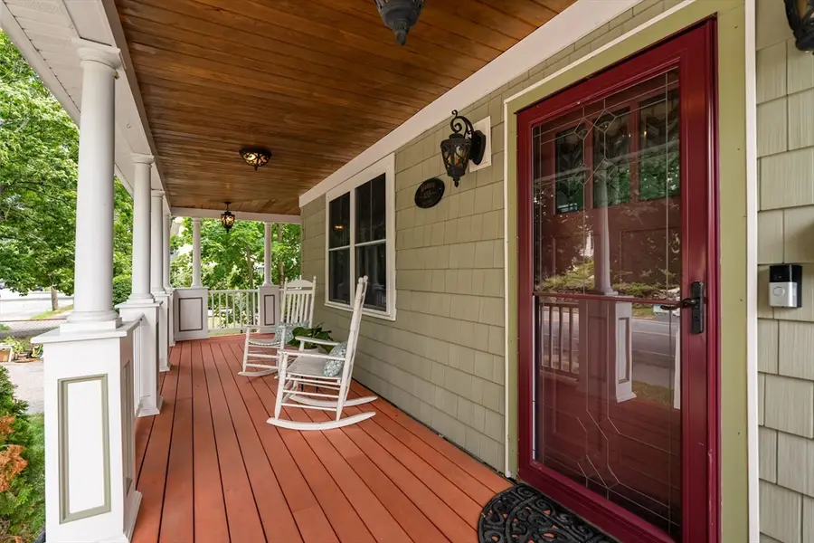 158 Lowell St, Arlington, MA 02474 - #3