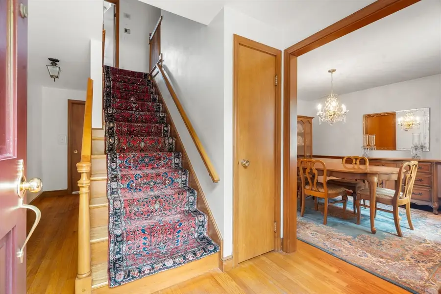40 Cape Cod Ln, Milton, MA 02186 - #2