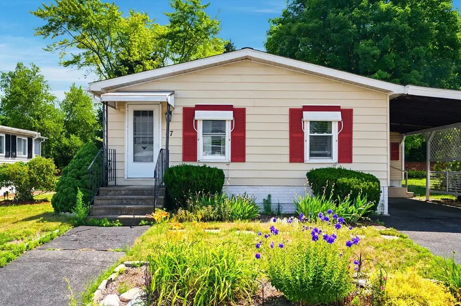 27 Castle Road #153, Attleboro, MA 02703 - #3
