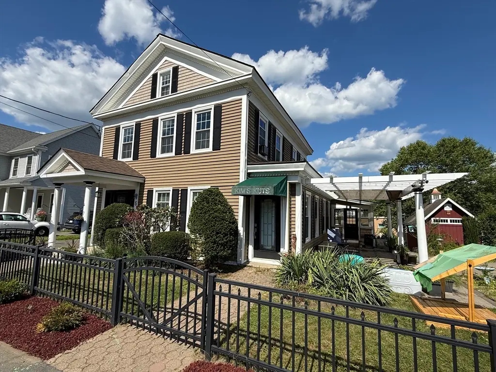 5 Washington St, Monson, MA 01057 - #1