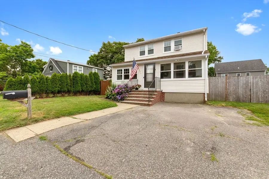 8 Porter Rd, North Reading, MA 01864 - #3