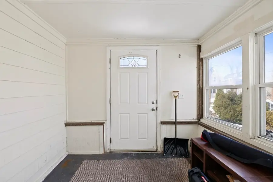 56 Parker St, Attleboro, MA 02703 - #3