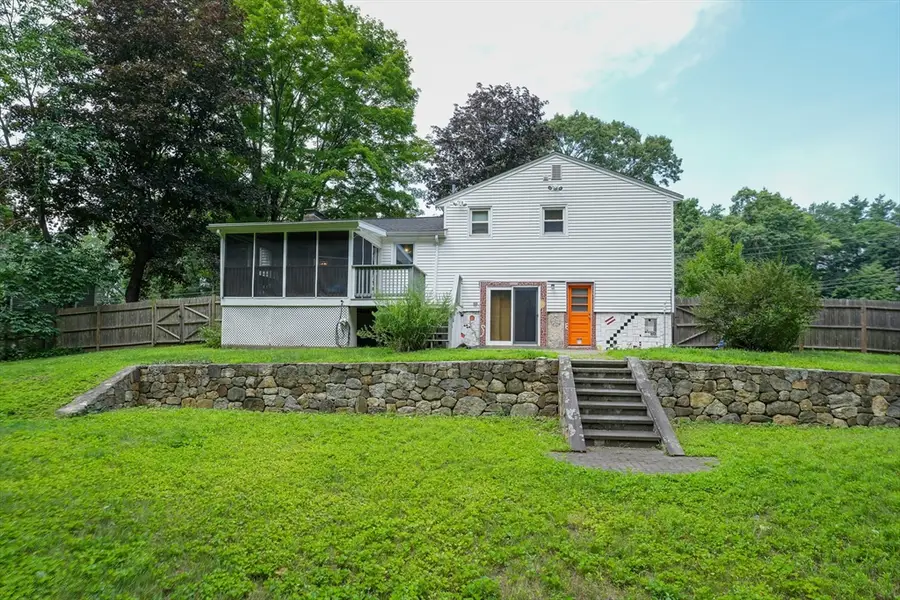 23 Laurel Dr., Hudson, MA 01749 - #3