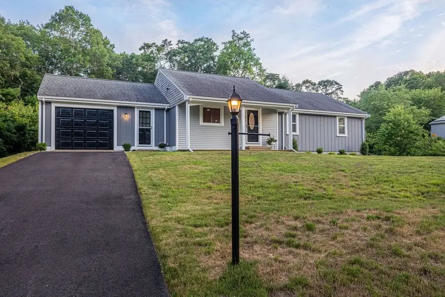 6 Hilltop Dr, Sagamore, MA 02561 - #3