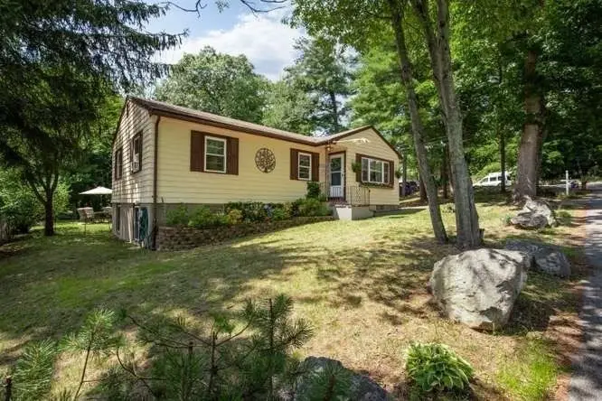 70 Montrose Ave, Wakefield, MA 01880 - #3