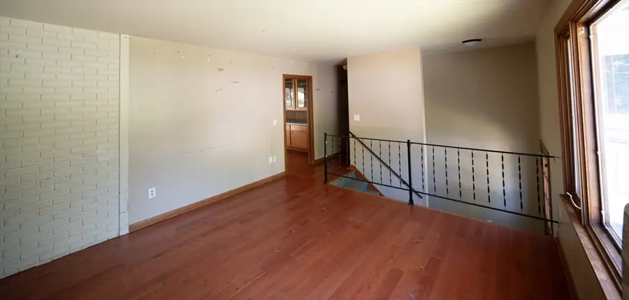 13 Church St, Erving, MA 01344 - #2