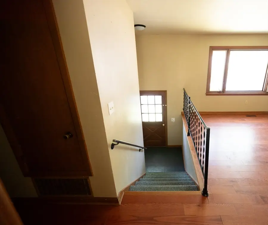 13 Church St, Erving, MA 01344 - #3