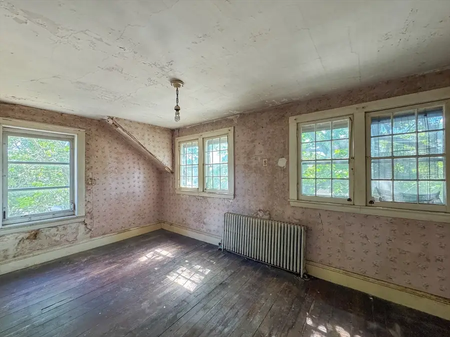 29 Weybosset St, Weymouth, MA 02191 - #3
