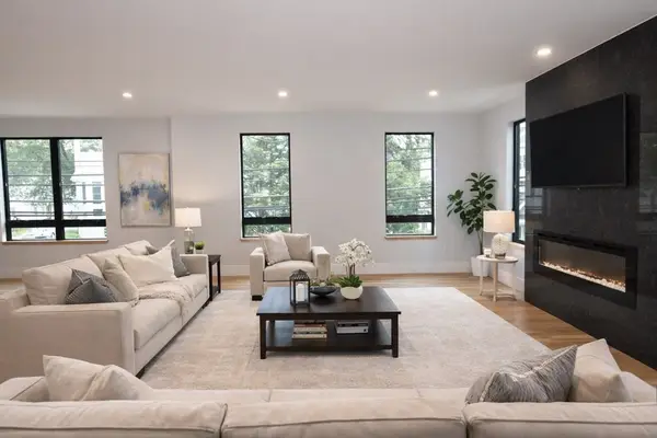 316 School St #1, Waltham, MA 02453