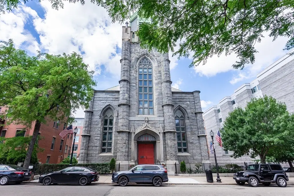 45 W Broadway #208, Boston, MA 02127 - #1