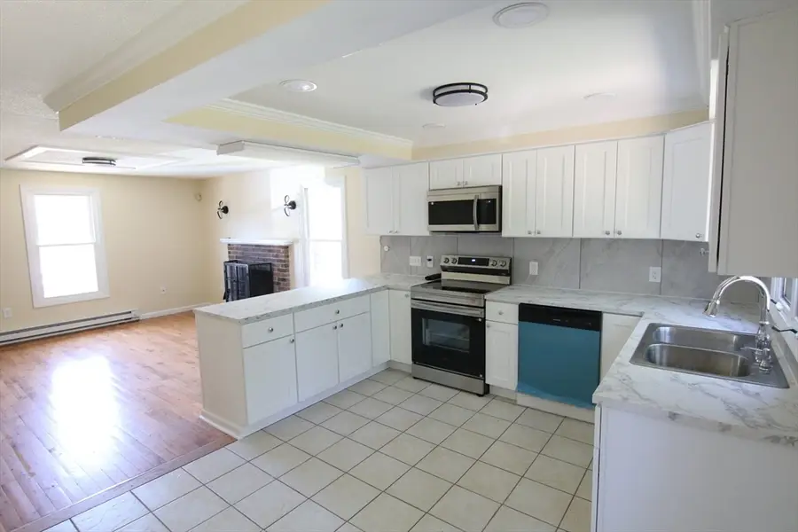 1430 Russell Rd #12, Westfield, MA 01085 - #3