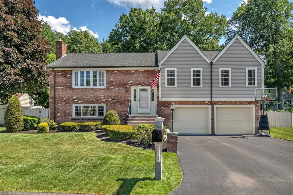 34 Judith Cir, Dedham, MA 02026 - #1