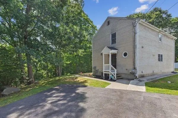 71 Dwinell Rd, Taunton, MA 02780