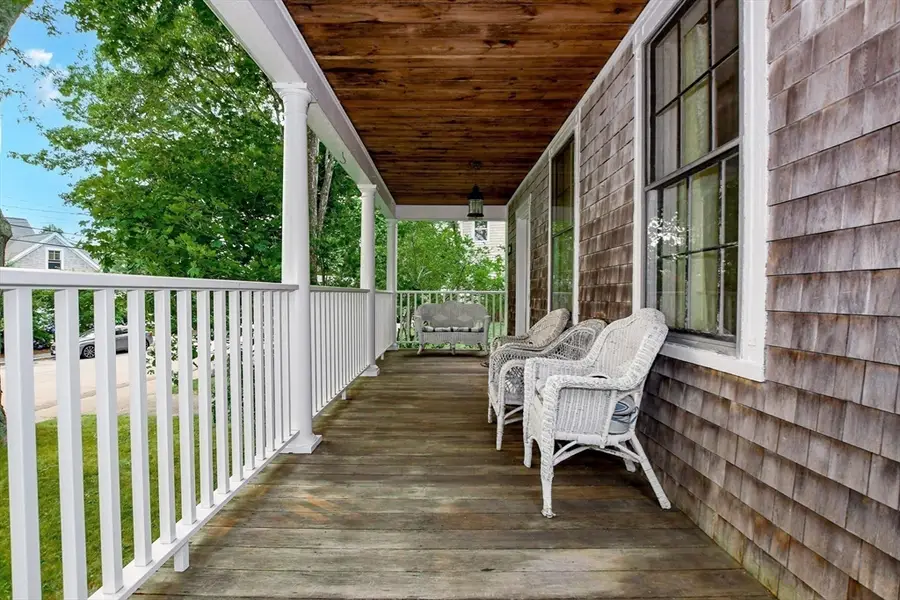 28 Main Street, Mattapoisett, MA 02739 - #2
