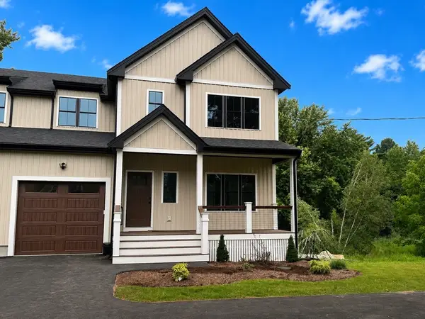 86 High Street #2, Carver, MA 02330