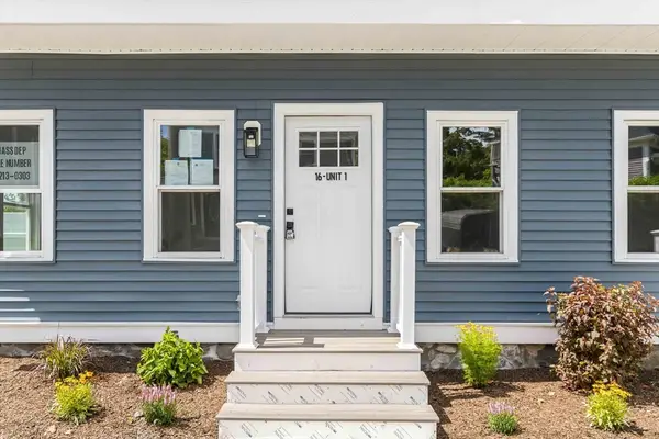 16 Hillside St #1, Maynard, MA 01754