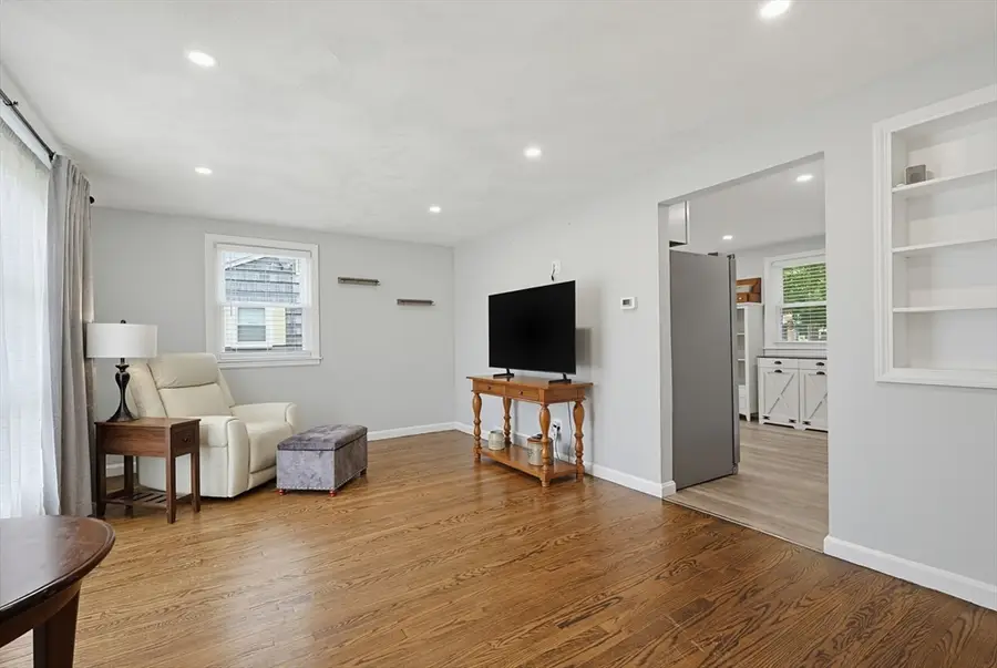 54 Crescent Ave., North Attleboro, MA 02760 - #3