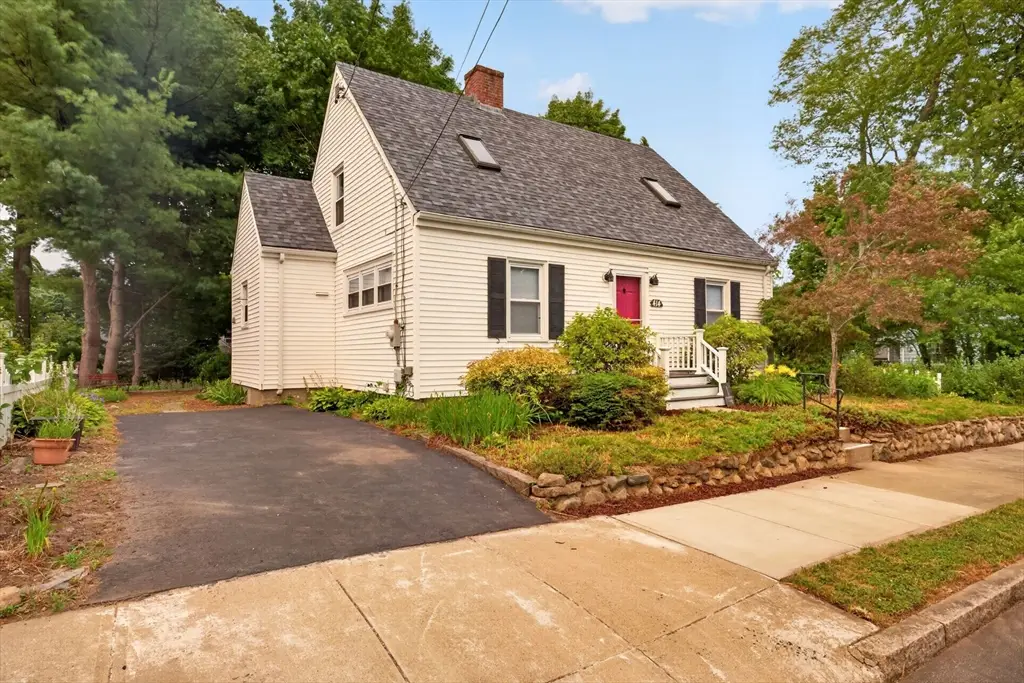 414 Archer St, Fall River, MA 02720 - #1