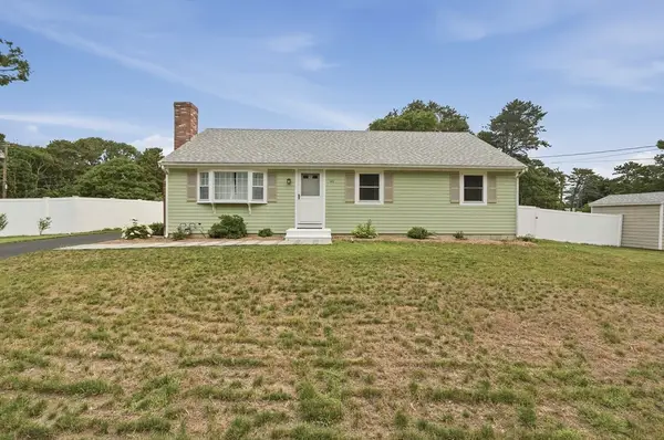 40 North Street, Dennis, MA 02639