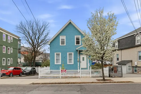 30 Woodlawn St, Everett, MA 02149