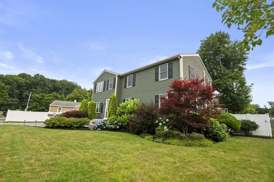 4 Raymond Cir, Peabody, MA 01960 - #2